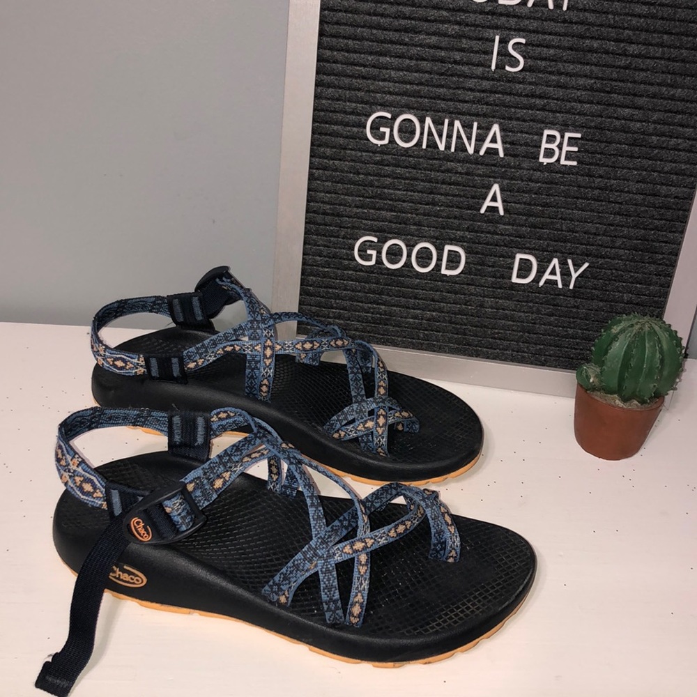 chacos:)